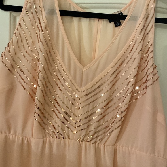 Torrid Tank - Picture 2 of 4